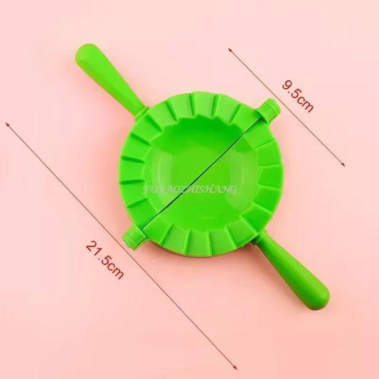 Plastic Dumplings Maker Mold Hand Dough Press Dumpling Clip DIY Ravioli Pie Mould Maker Kitchen Pastry Tools Cooking Accessories